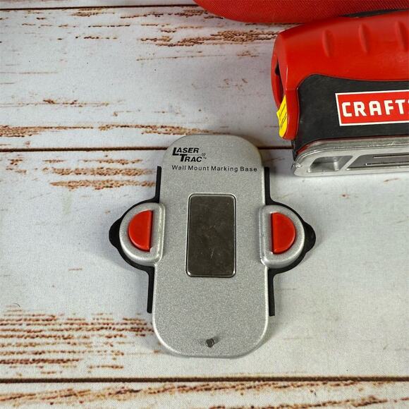 Craftsman 4-in-1 Level with Laser Trac, Model No. 320.48251 - Picture 3 of 6